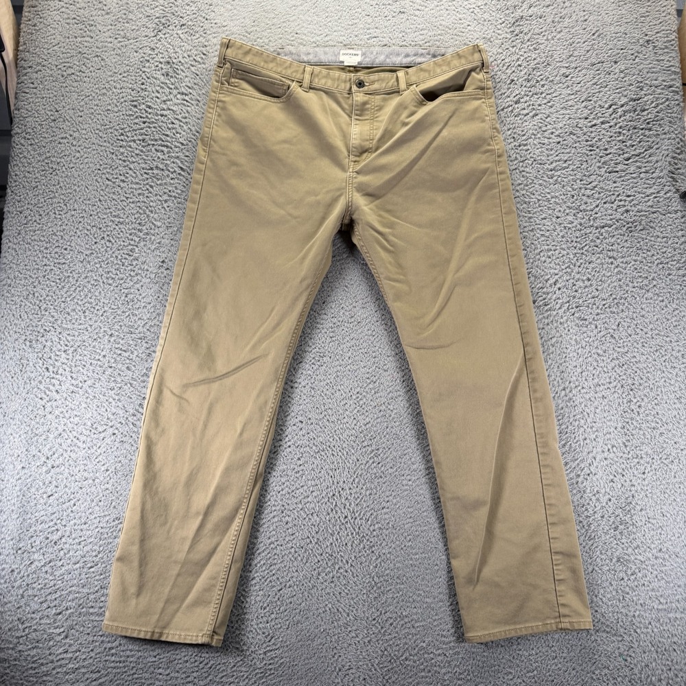 Dockers Pant Men's 40x32 Beige Cotton Khakis Straight Workwear Utility Stretch